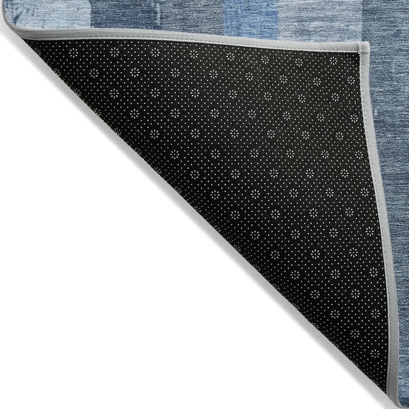HomeRoots Striped Transitional Rectangle Outdoor Rug