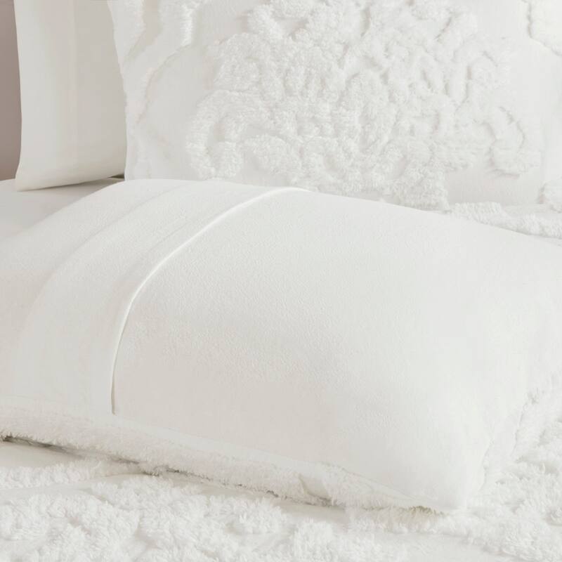 GDF Studio - Tufted Cotton Chenille Damask 3-Piece Comforter Set