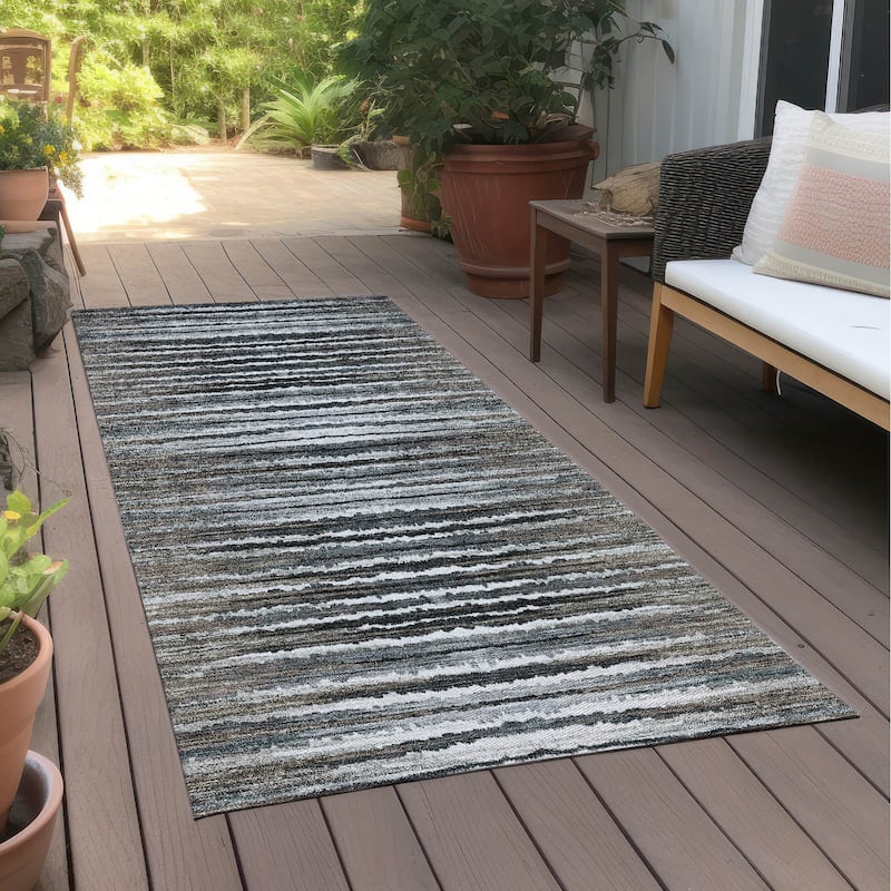 Machine Washable Indoor/ Outdoor Chantille Jagged Stripes Rug