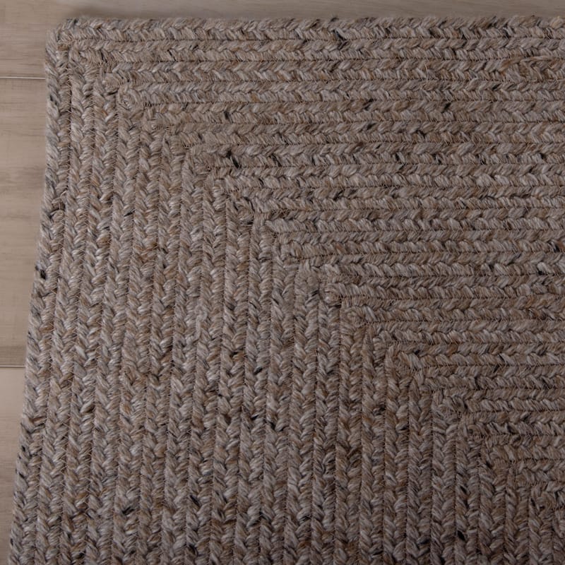 Alora Decor Breeze Hand Woven Geometric Solid Color Rug