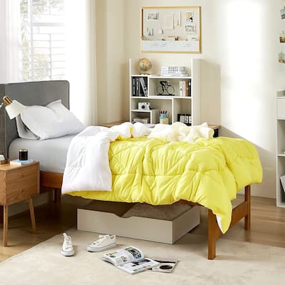 Limelight Yellow/White Reversible Twin XL Comforter