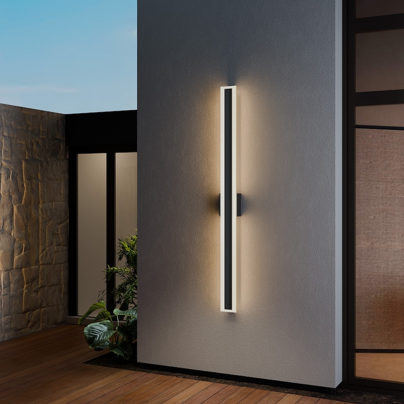 Outdoor Linear Integrated LED Wall Sconce Light Fixture with Bracket
