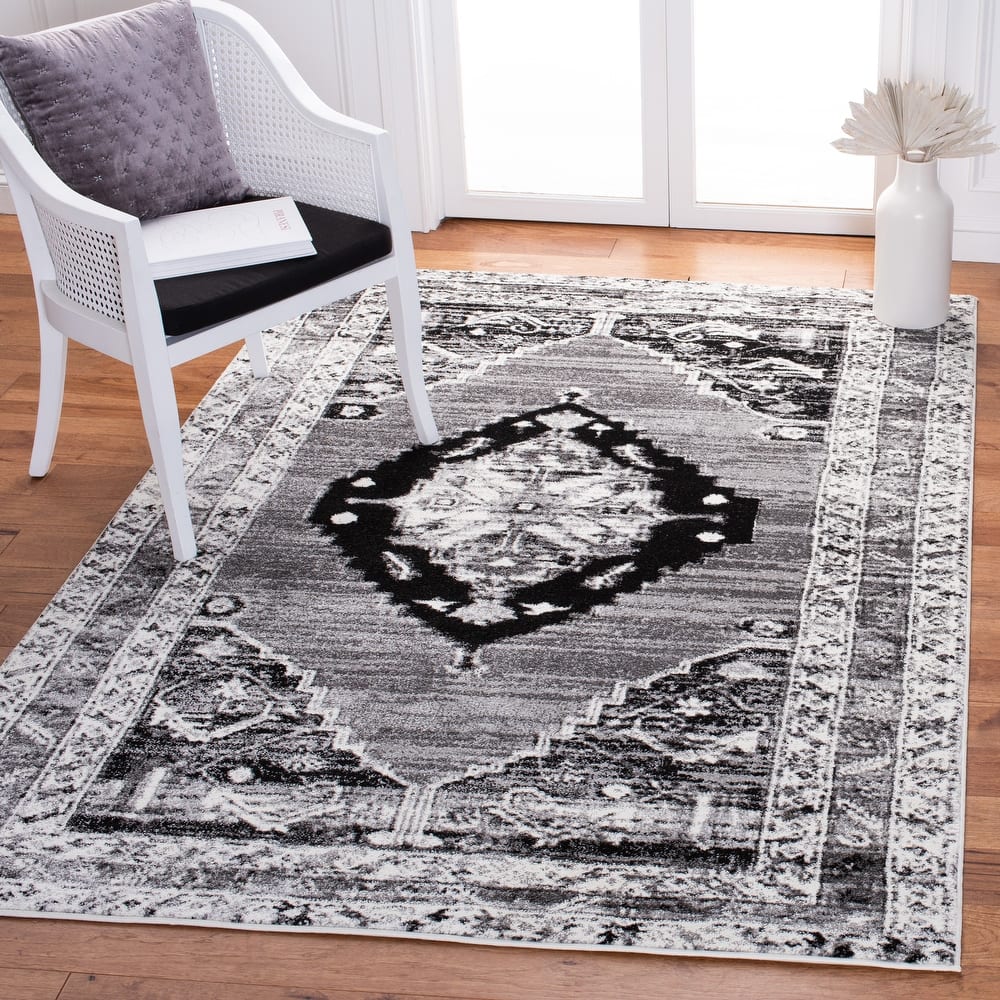 SAFAVIEH Vintage Hamadan Lucile Traditional Medallion Rug