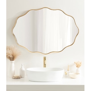 Kate and Laurel Viona Oval Scalloped Mirror