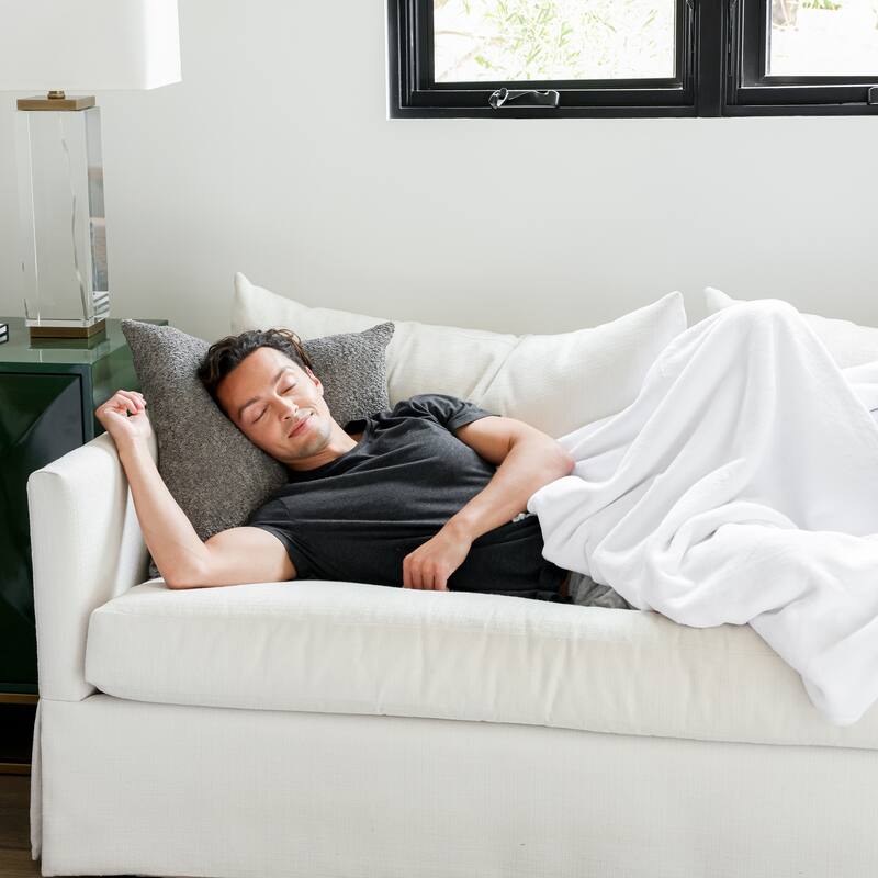 Jennifer Adams Cloud Ultra-Plush Throw