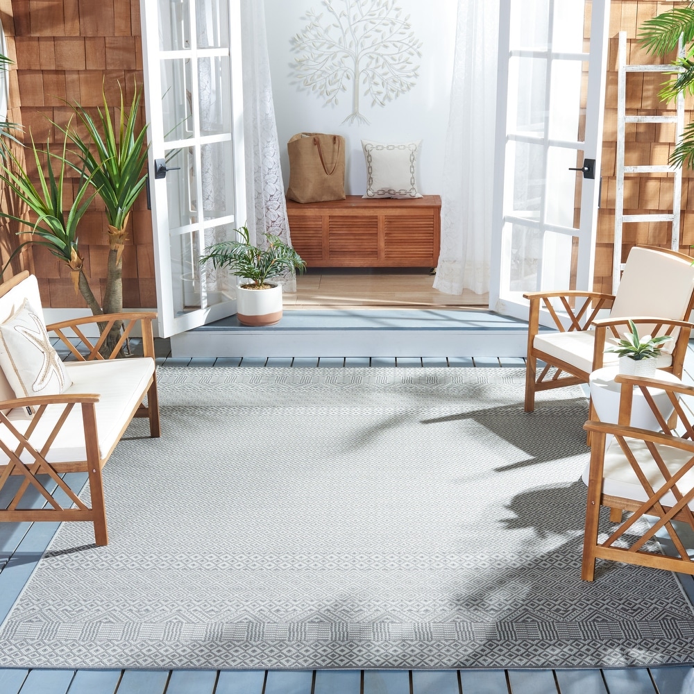 Outdoor rugs at bed hot sale bath & beyond