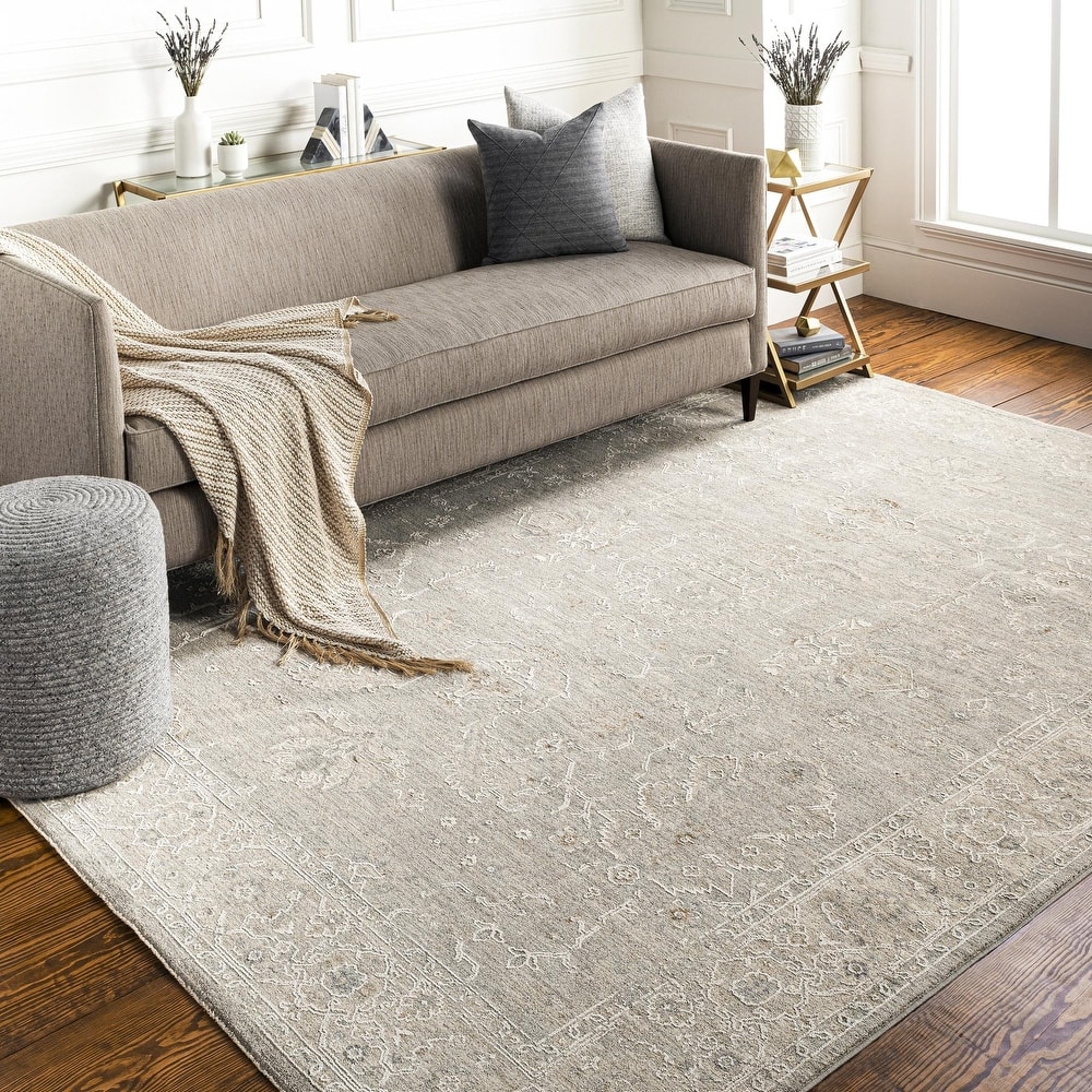 Anthony Traditional Area Rug