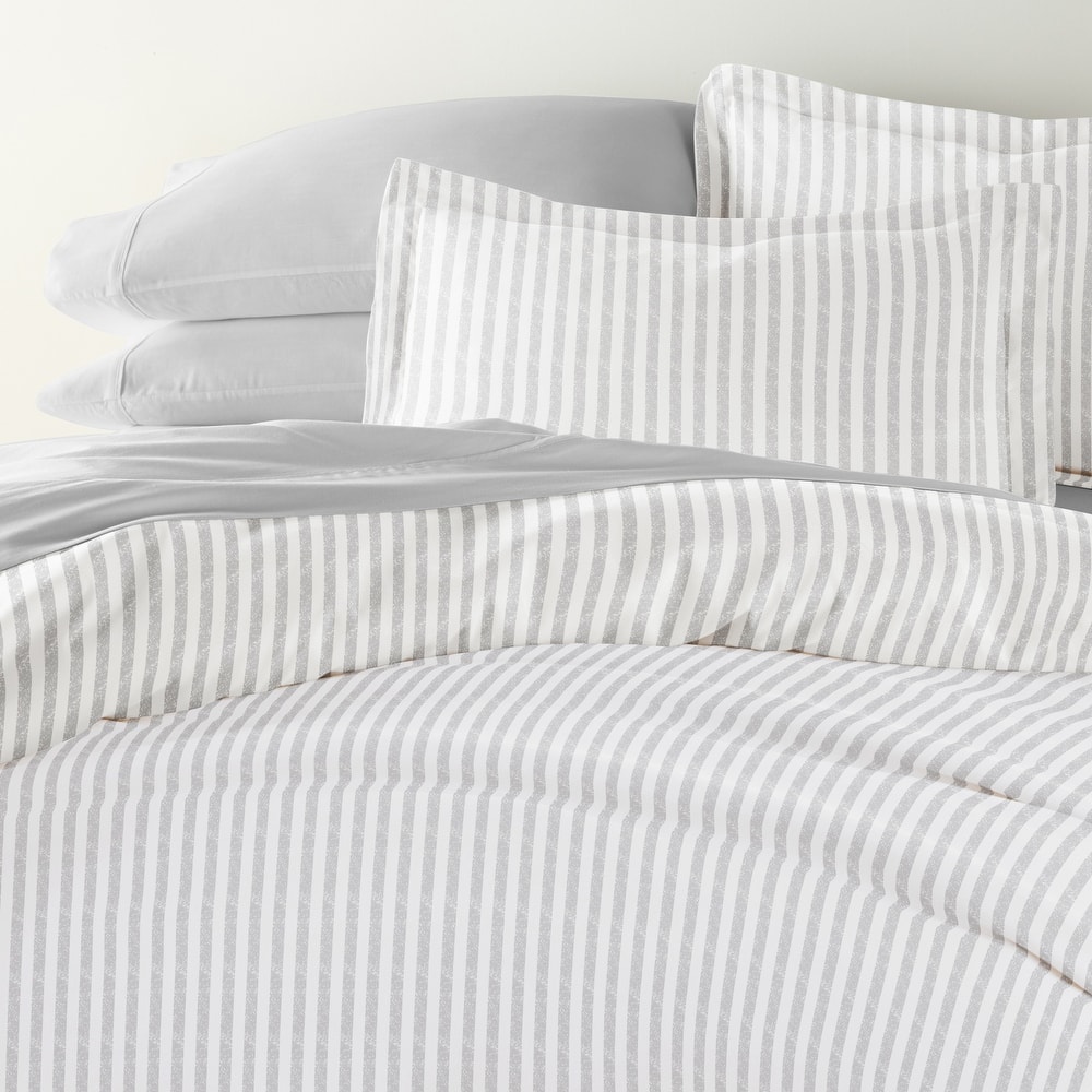 Becky Cameron 8pc Pattern Duvet Bundle