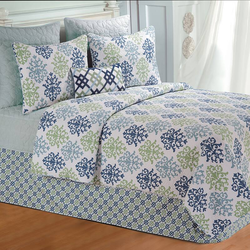 Shabby Chic Blue Quilt - Twin