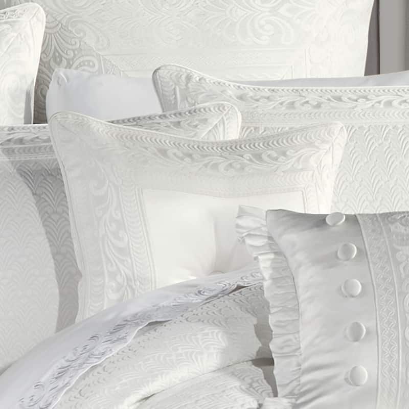 J. Queen New York Epic 18" Decorative Throw Pillow - Accent - Polyester - White