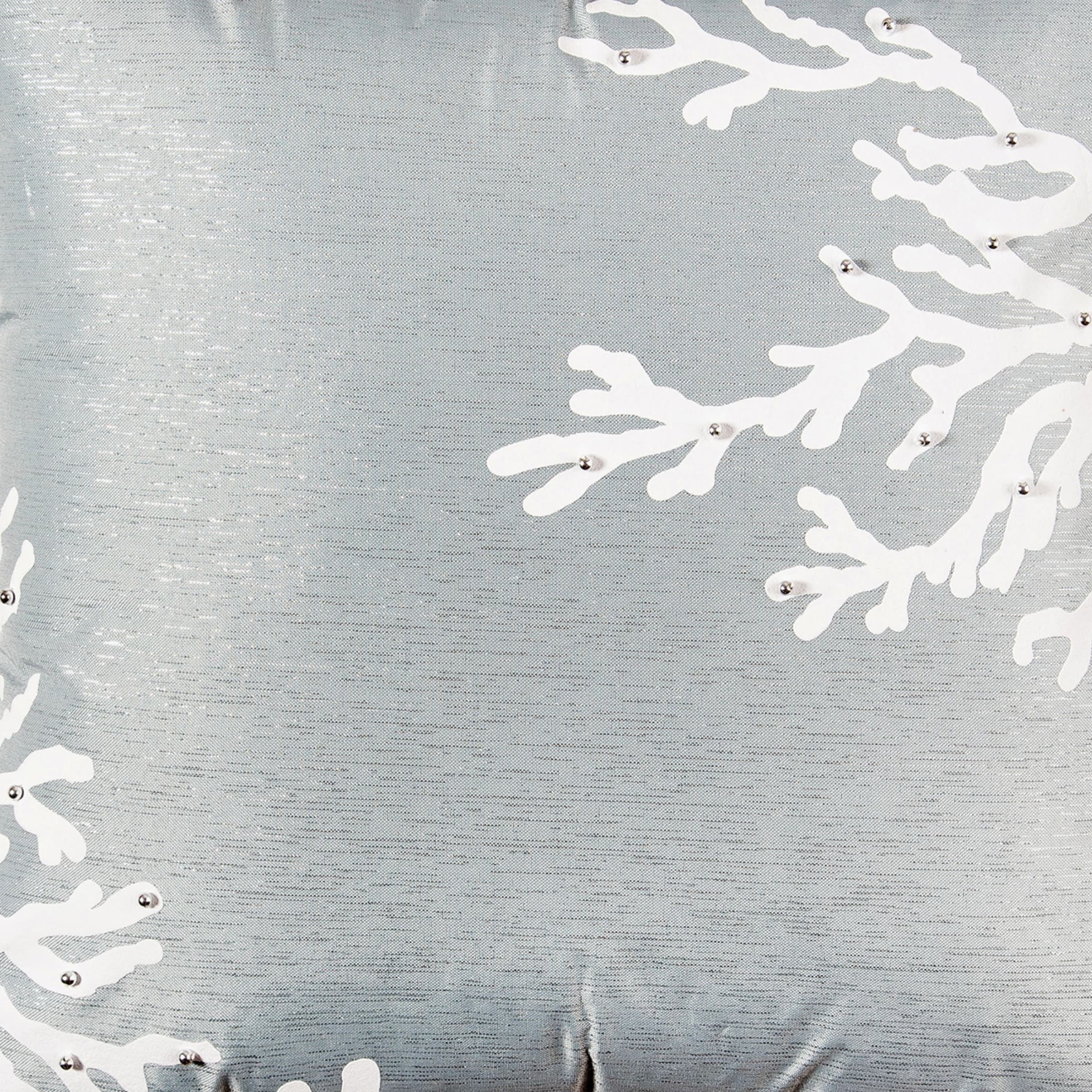Seafoam colored pillows clearance