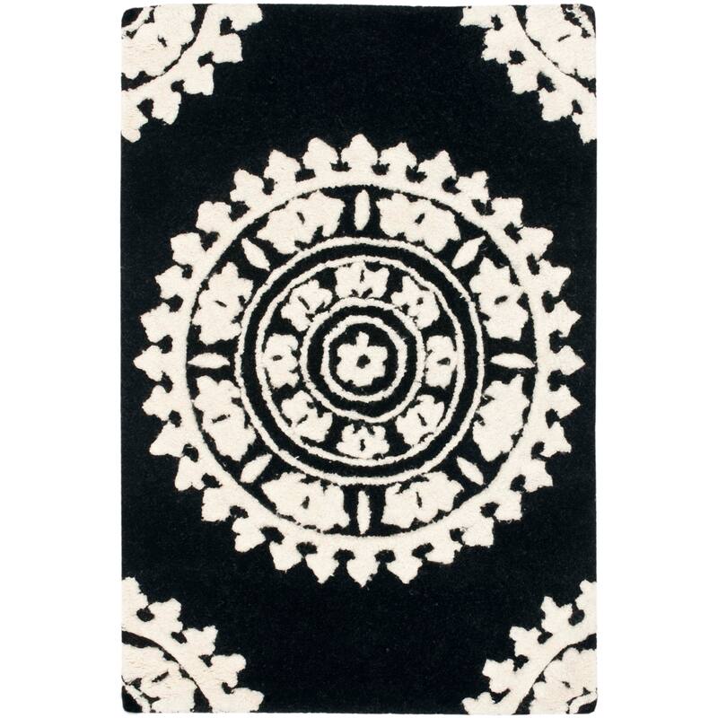 SAFAVIEH Handmade Soho Paola Medallion N.Z. Wool Rug