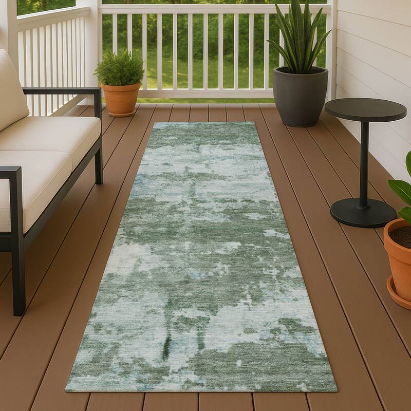 Machine Washable Indoor/ Outdoor Crouppen Modern Chantille Rug - Aloe - 2'3" x 7'6"