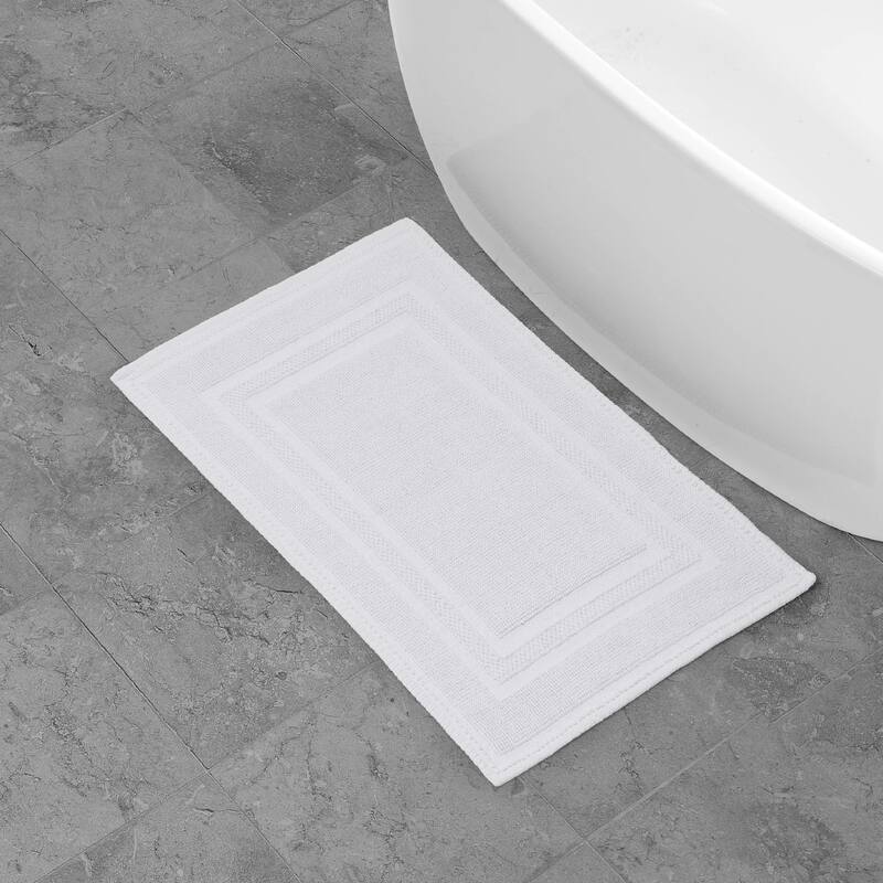 Jean Pierre Cotton Stonewash Racetrack 21 x 34 in. Bath Rug
