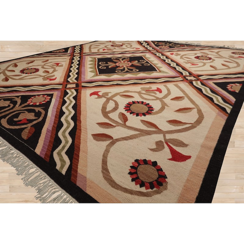 8'2''x9'9'' Hand Woven Wool Ivory Kilim Traditional Area Rug - 8' 2'' x 9' 9''
