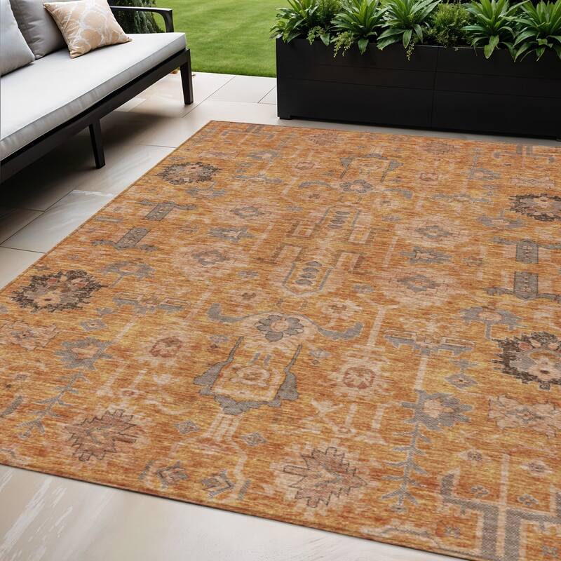 HomeRoots Oriental Traditional Rectangle Outdoor Rug - 5' X 8'