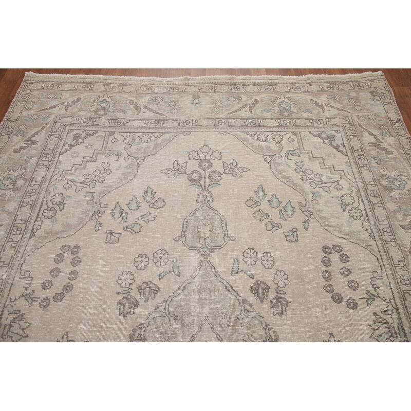 Hand Knotted Oriental 100% Wool Carpet Traditional Medallion Beige & Ivories Tabriz Area Rug - 9' 11'' X 6' 2''