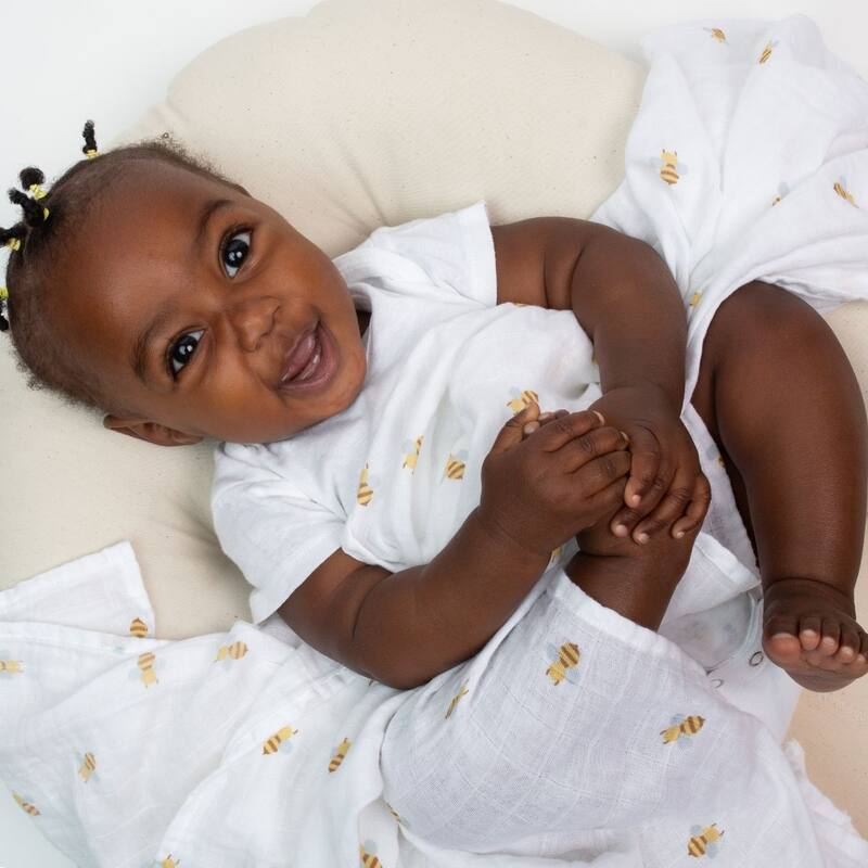 lulujo 2 PK Muslin Swaddling Blankets