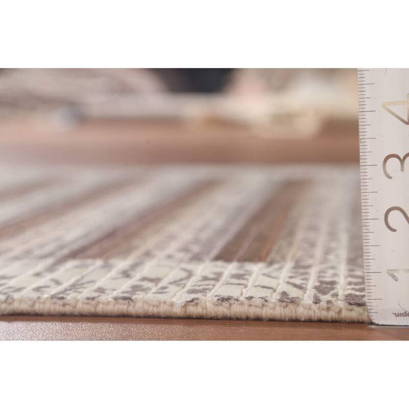 Abstract Accent Rug Hand-Knotted Modern Wool Carpet - 2'9"x 4'11"