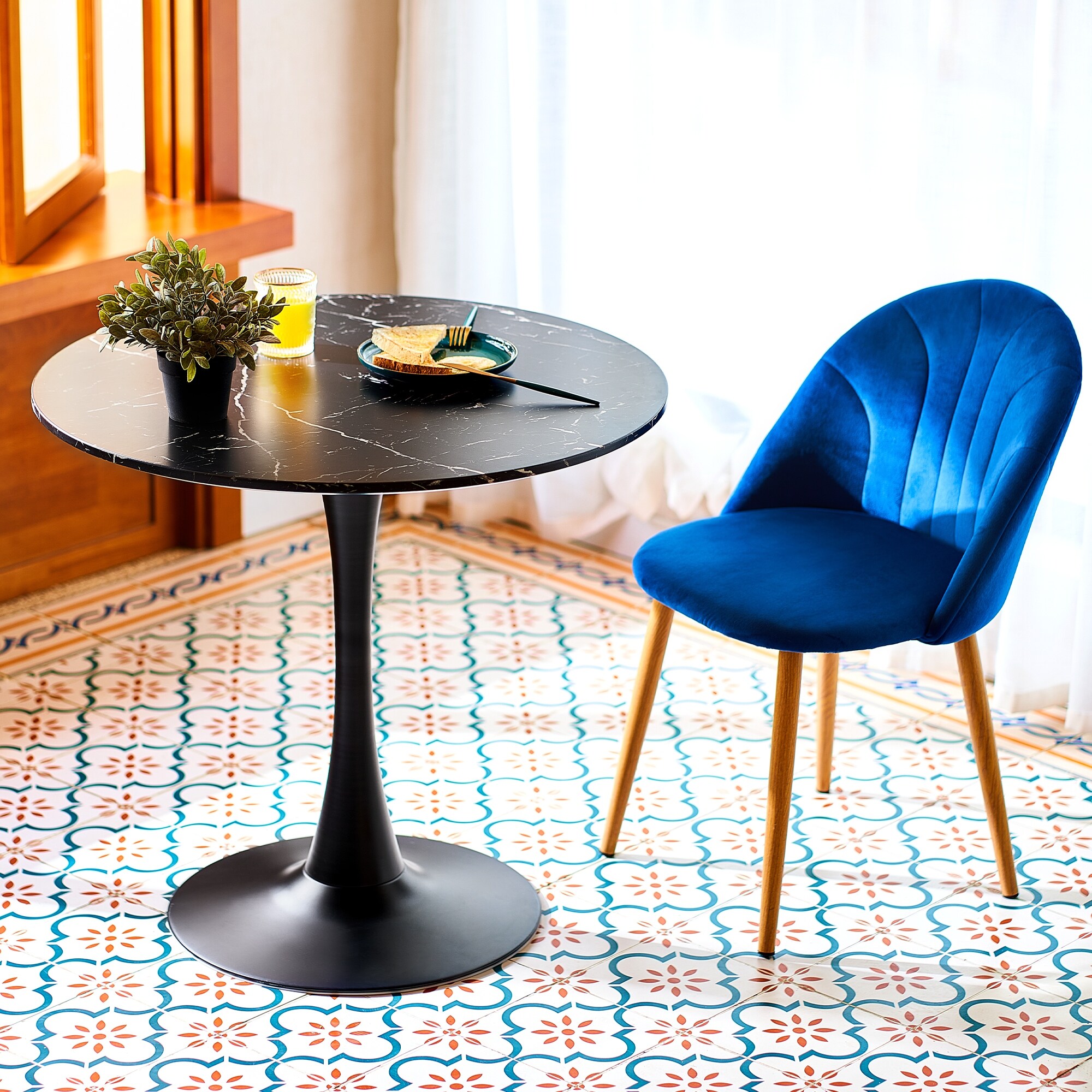 Round breakfast table shop for 2