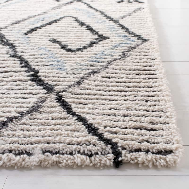 SAFAVIEH Handmade Casablanca Shag Synne Wool Rug