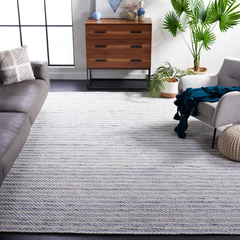 SAFAVIEH Handmade Marbella Sabire Modern Wool Rug - 8' x 10' - Blue/Ivory