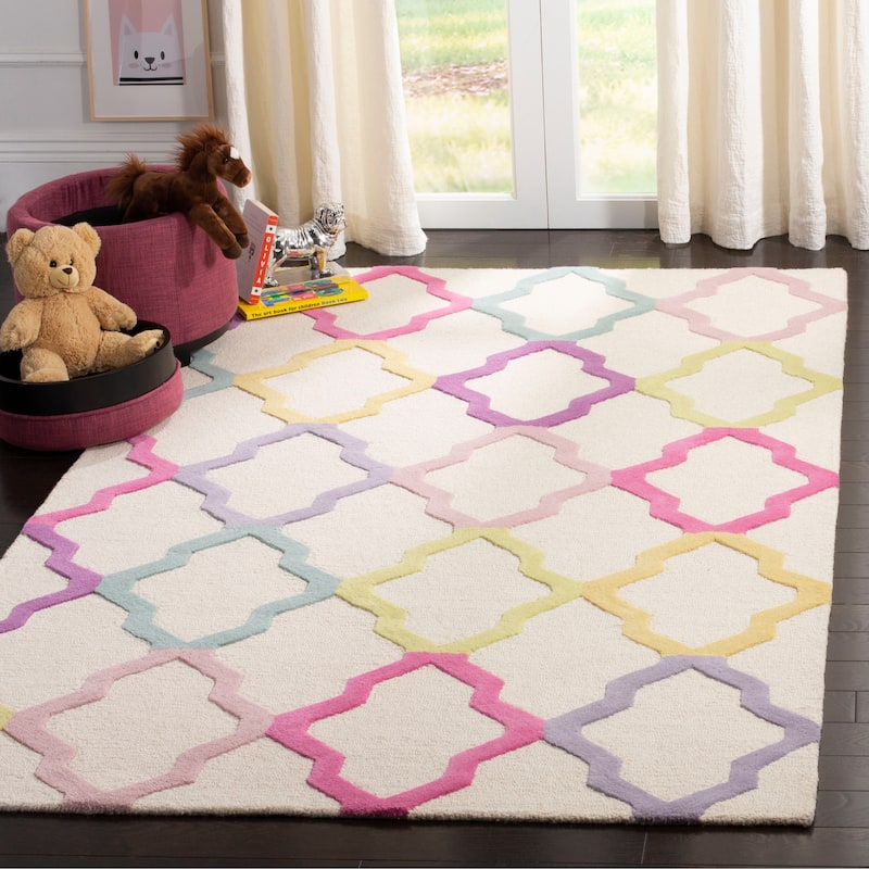 SAFAVIEH Handmade Kids Garrelda Wool Rug - 4' x 6' - Ivory/Multi