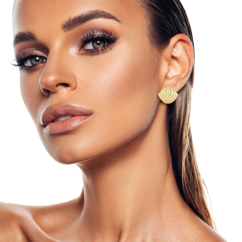 Chloe & Madison Seashell Hoop Earrings