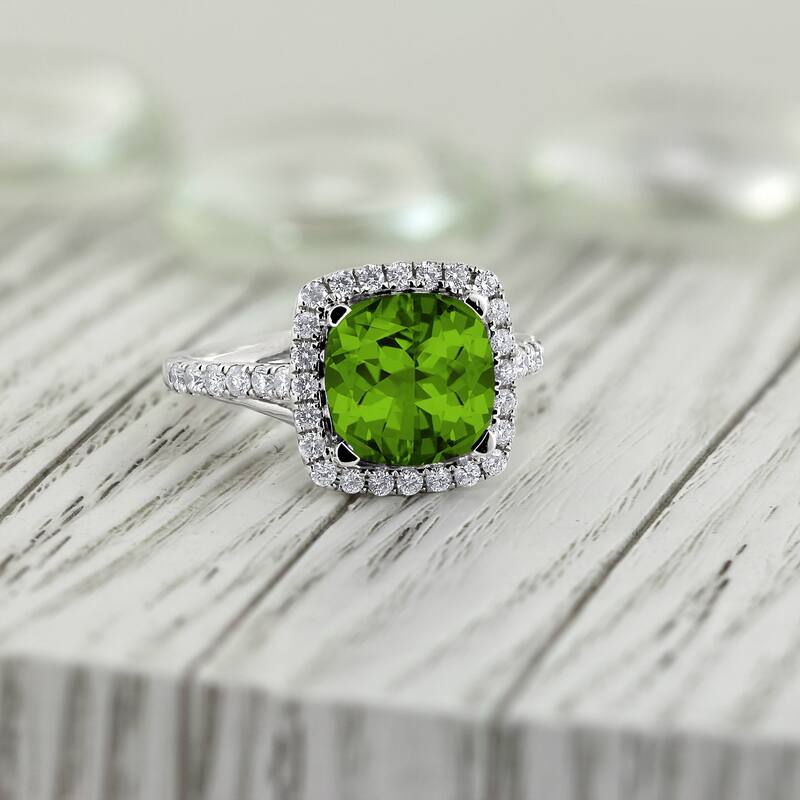 Auriya 2 3/4ct Cushion-cut Peridot and Halo Diamond Engagement Ring 1/2cttw 14k Gold