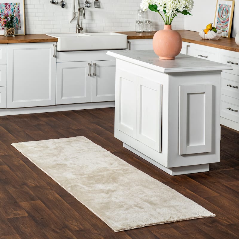 Nuloom Loni SuperiorWash Solid Machine Washable Shag Area Rug - 2' 6" x 8' - Cream - Runner