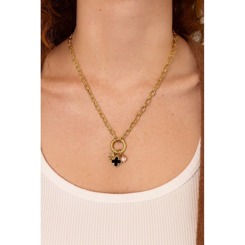 Polished Link Onyx Charm Necklace