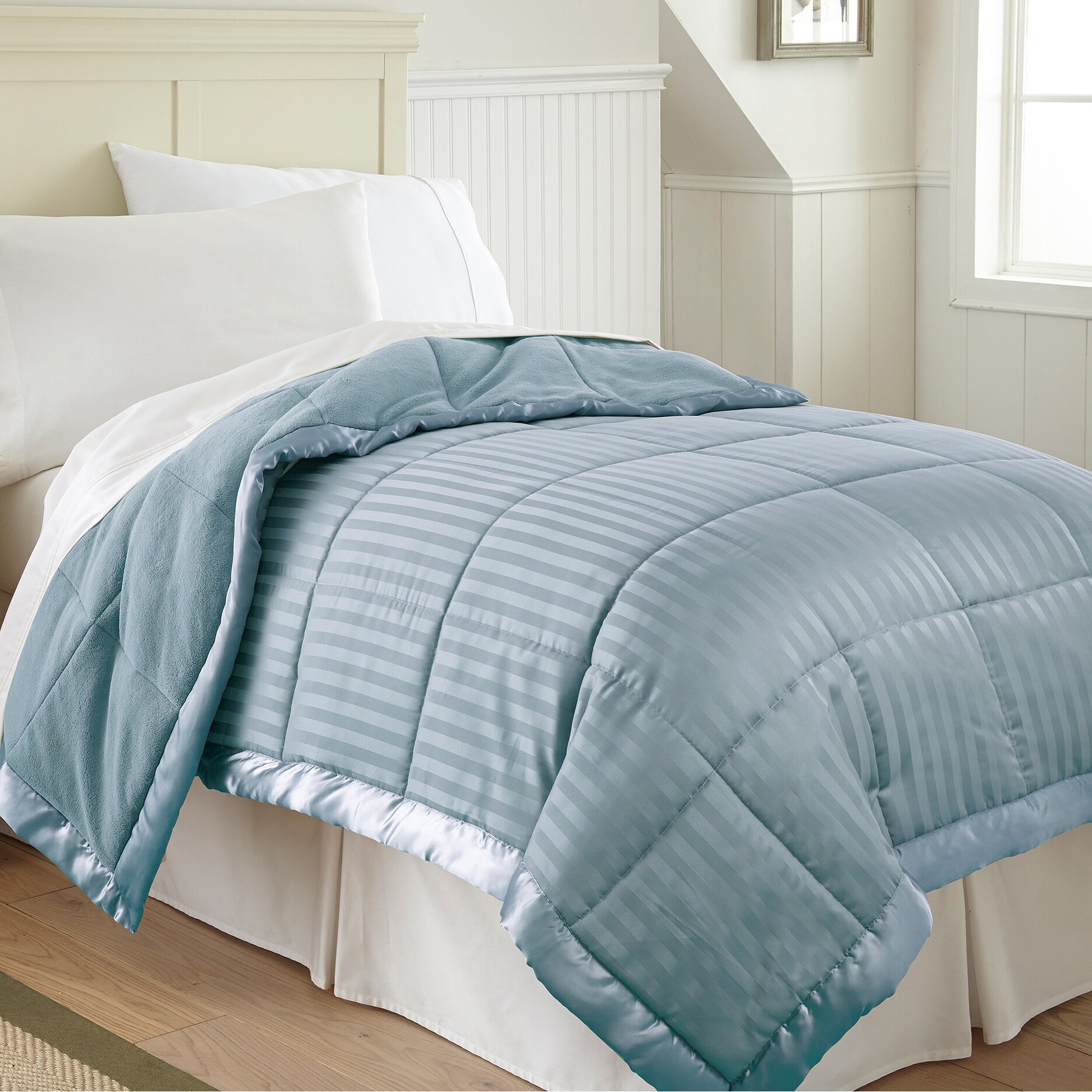 Unknown1 Reversible Cozy Gray Down Alternative Throw Grey Solid Color Casual Microfiber Microplush Unknown1 Reversible Cozy Gray Down Alternative Throw Grey Solid Color Casual Microfiber Microplush