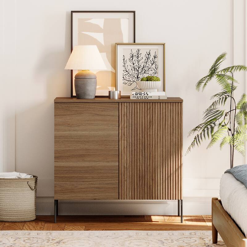 Modern Minimalist Wood Nightstand With Doors ,31.5" End Table,Reeded Design Bedside Table - Walnut-1PC