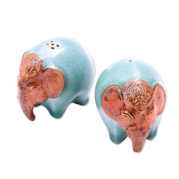 https://ak1.ostkcdn.com/images/products/is/images/direct/1b4afeface3dc1d0a075e968b51e37a5cc6d121d/Handmade-Round-Elephants-In-Green-Celadon-Ceramic-Salt-And-Pepper-Shakers-%28Pair%29-Thailand.jpg?impolicy=medium