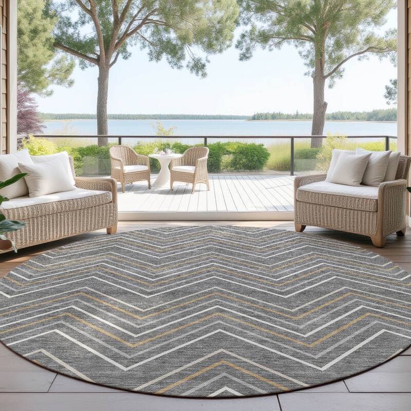 Machine Washable Indoor/ Outdoor Modern Chevron Chantille Rug - Gray - 8' x 8'