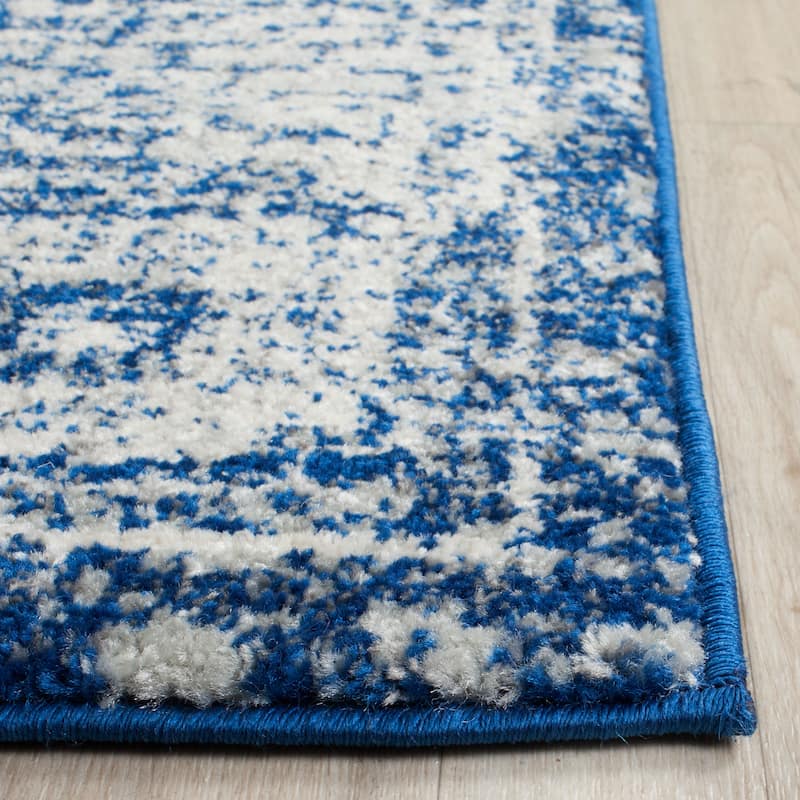 SAFAVIEH, Evoke Karola Vintage Boho Rug