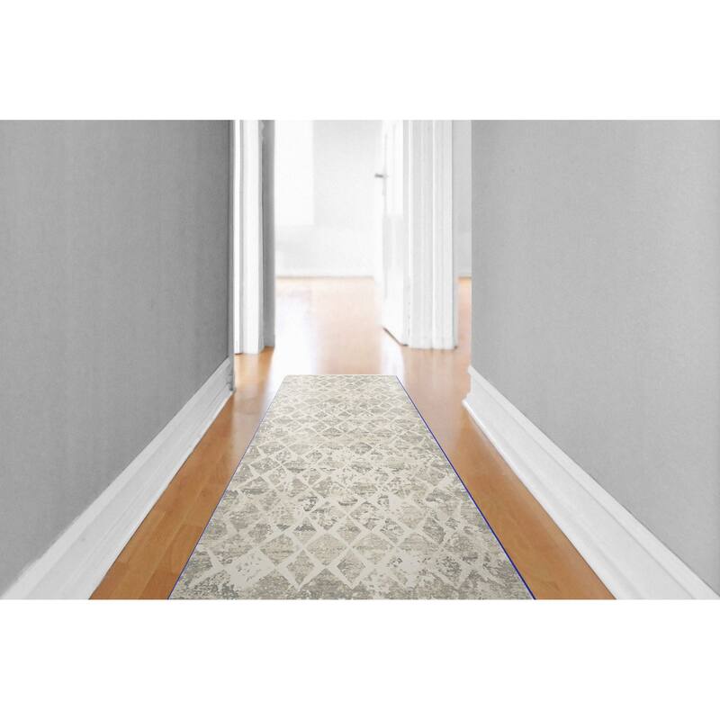 Dynamic Rugs Quartz Traditional Area Rug - 2'2' X 7'7 - Ivory/Silver