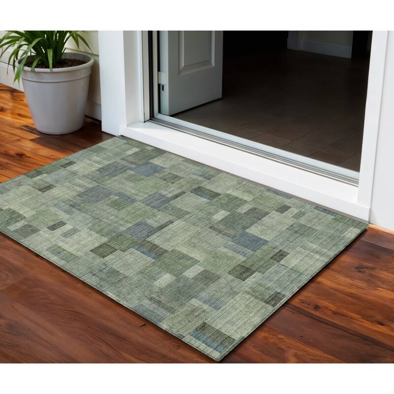 HomeRoots Geometric Transitional Rectangle Outdoor Rug - 3' x 5'