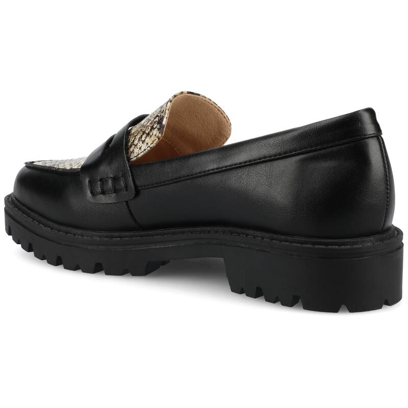 Journee Women's Wide Width Kenly Loafer