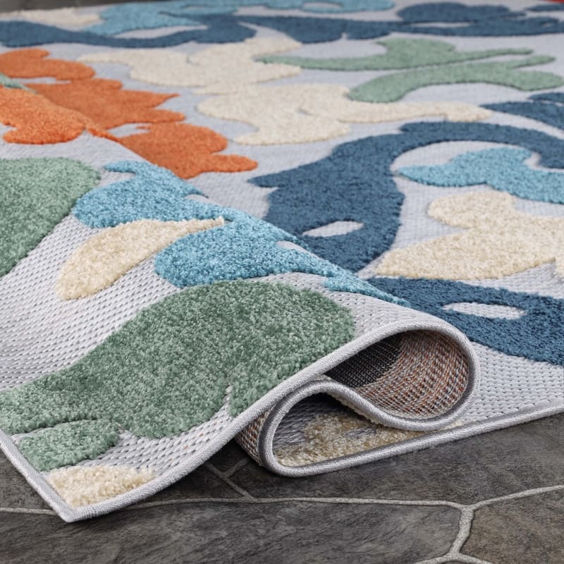 Superior Lowell Damask Modern Indoor Outdoor Runner or Area Rug