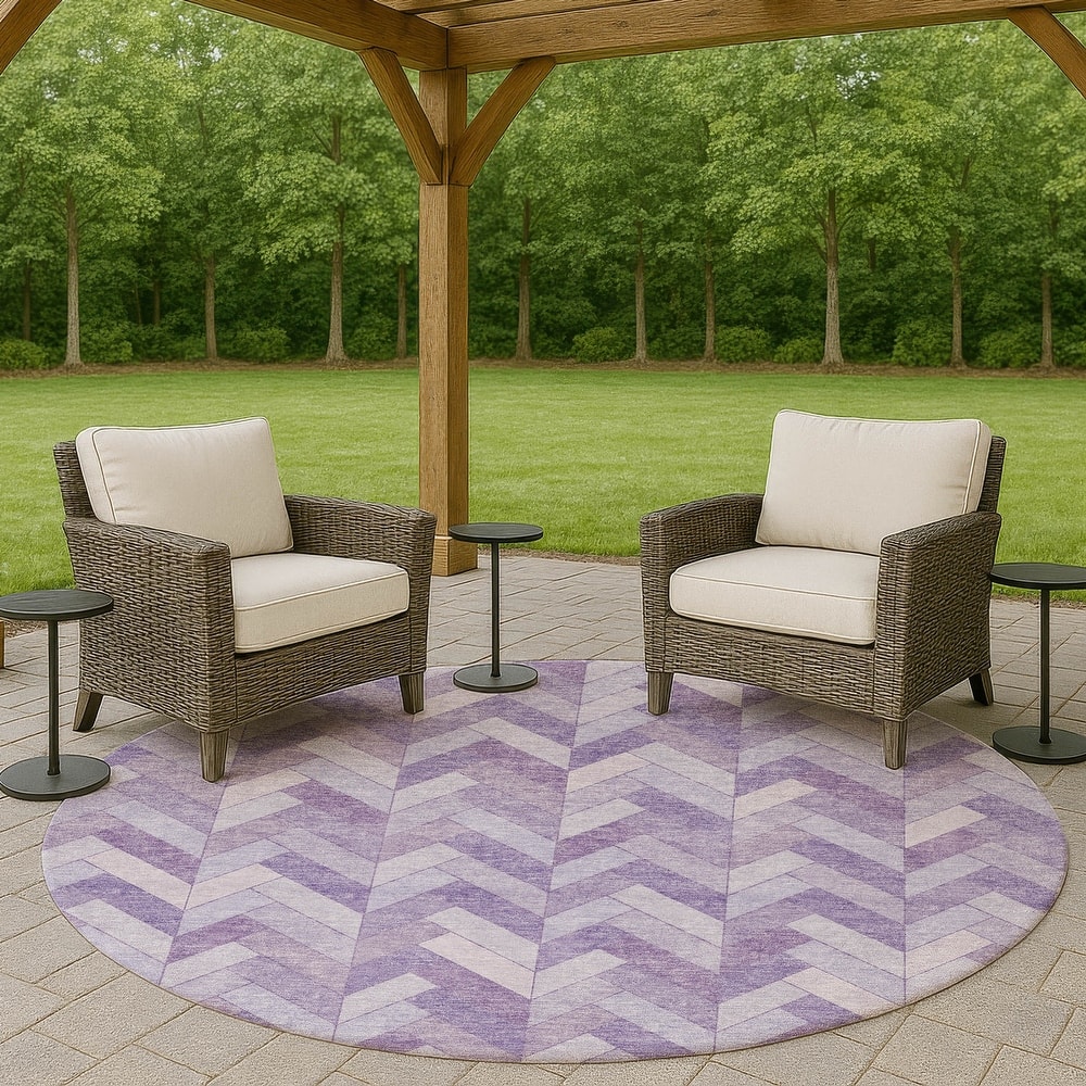 Machine Washable Indoor/ Outdoor Modern Chevron Chantille Rug