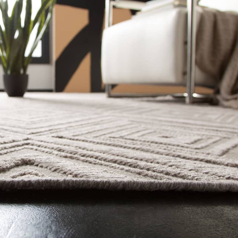 SAFAVIEH Handmade Mirage Teofana Modern Abstract Viscose Rug