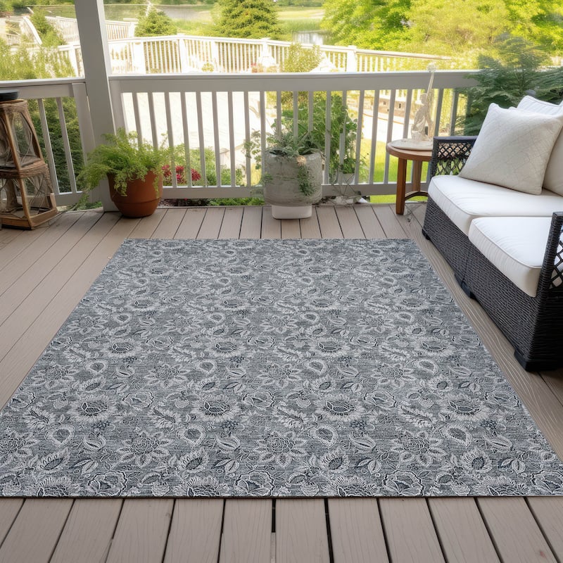 Machine Washable Indoor/ Outdoor Chantille Floral Farmhouse Rug - Gray - 9' x 12'