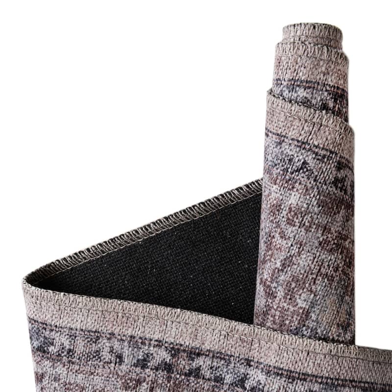 Traditional Shara Collection Area Rug
