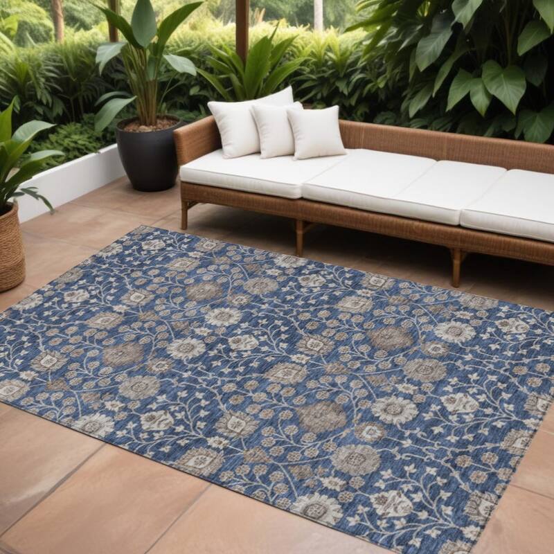 HomeRoots Floral Transitional Rectangle Outdoor Rug - 9' X 12'