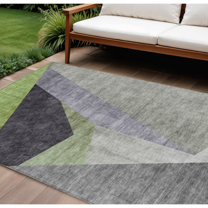 HomeRoots Abstract Transitional Rectangle Outdoor Rug - 9' X 12'