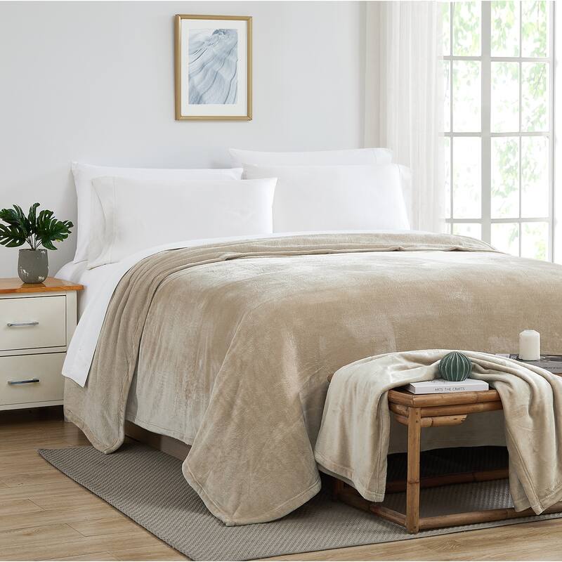 Southshore Fine Linens Premium Fleece Blanket