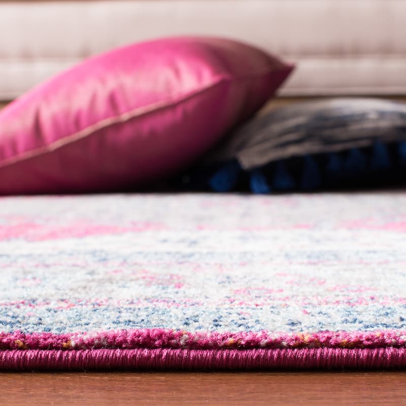 SAFAVIEH, Evoke Seniha Vintage Boho Medallion Rug