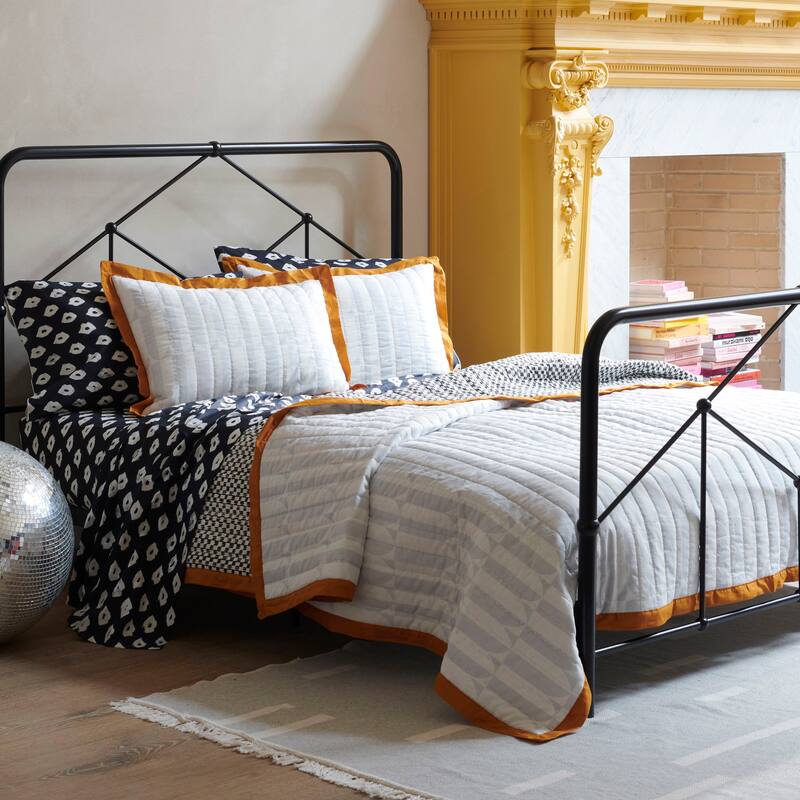 Novogratz by Utica Waverly Tile Gray Quilt Set - Grey - Full - Queen