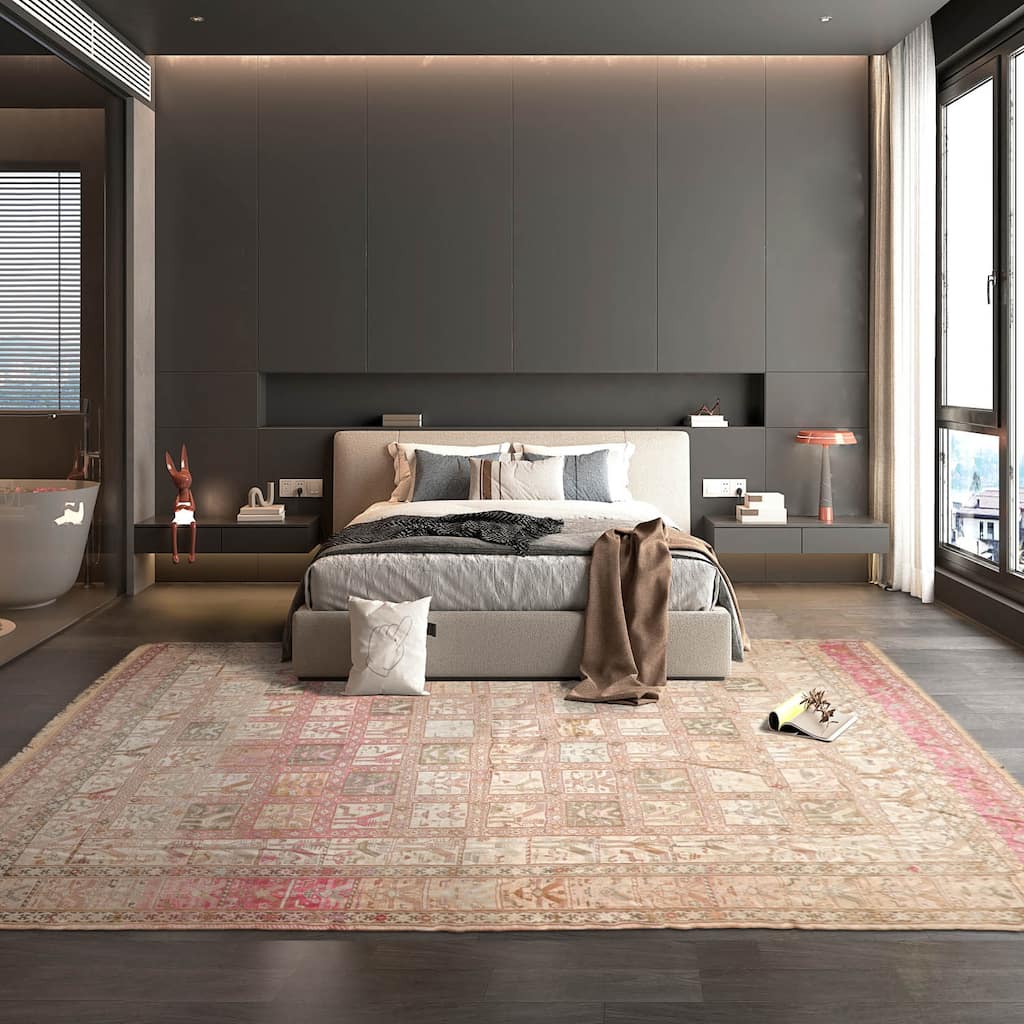 Hand Knotted Beige Authentic Pictorial Soumak Persian Silk Traditional Oriental Area Rug - 6' 8'' x 8' 6''